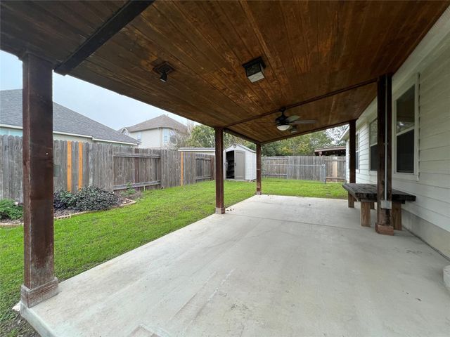 293 Camelia PKWY, Kyle, TX 78640