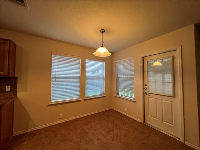 293 Camelia PKWY, Kyle, TX 78640