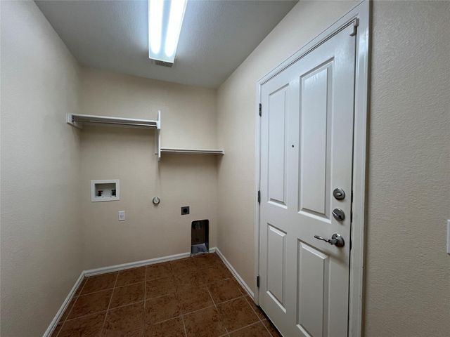 293 Camelia PKWY, Kyle, TX 78640