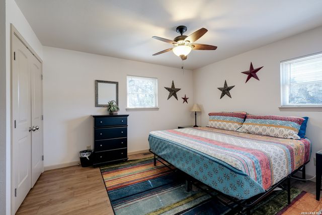 1512 Skyline, Canyon Lake, TX 78133