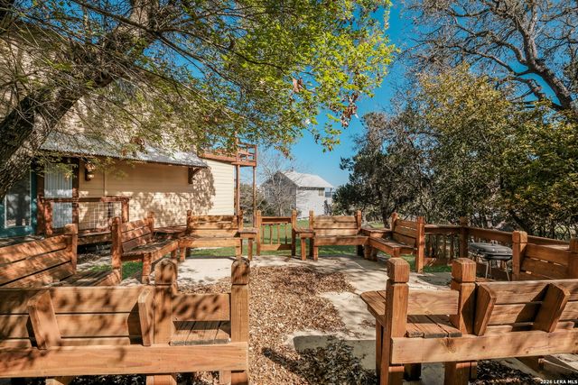 1512 Skyline, Canyon Lake, TX 78133