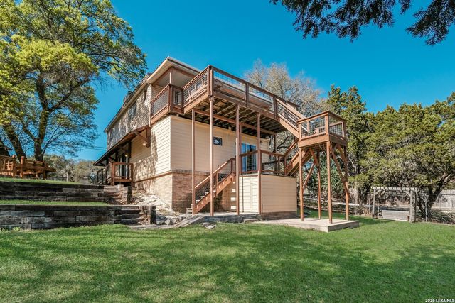 1512 Skyline, Canyon Lake, TX 78133