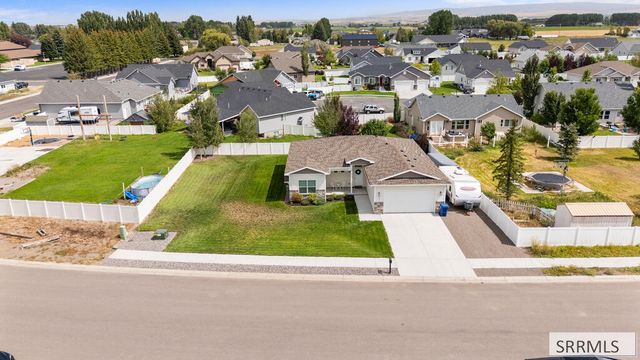 431 S Idaho Avenue, Sugar City, ID 83448
