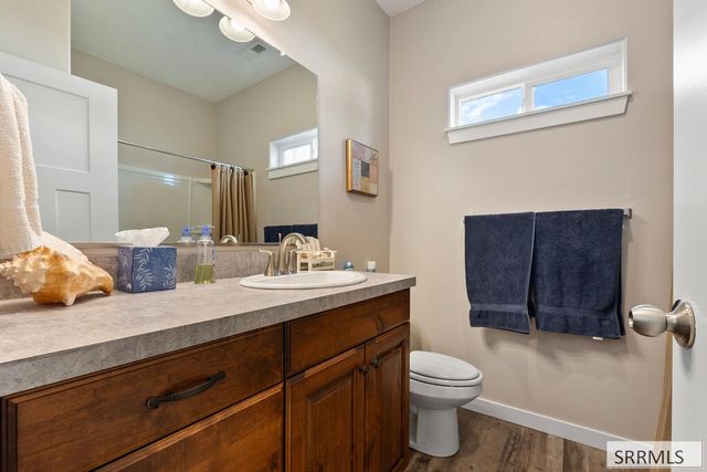 431 S Idaho Avenue, Sugar City, ID 83448