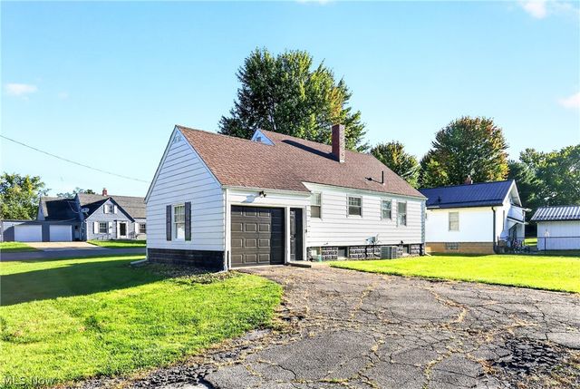4680 Hummel Drive NW, Warren, OH 44483