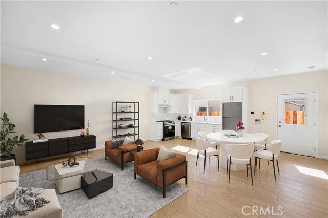 2320 White Street, Pasadena, CA 91107