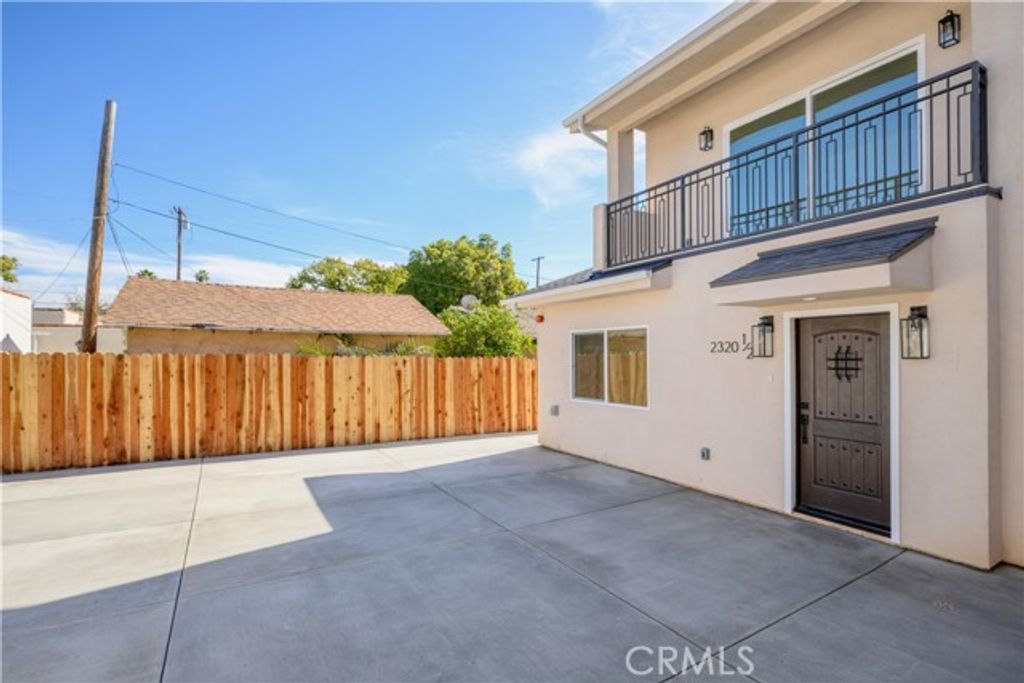 2320 White Street, Pasadena, CA 91107