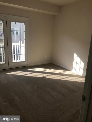 24598 JOHNSON OAK, Sterling, VA 20166