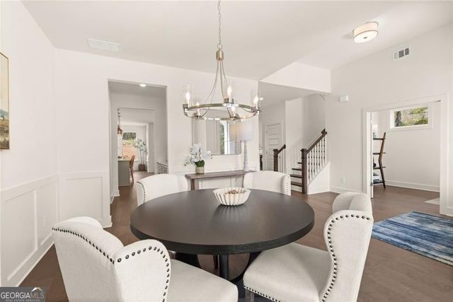 8290 Creekside Overlook Drive, Gainesville, GA 30506