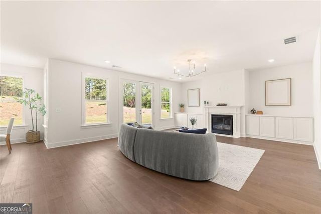 8290 Creekside Overlook Drive, Gainesville, GA 30506