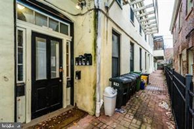 827 S BOND ST, Baltimore, MD 21231