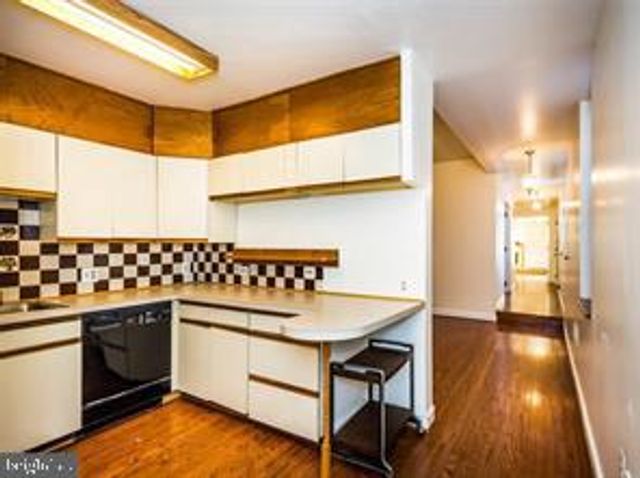 827 S BOND ST, Baltimore, MD 21231