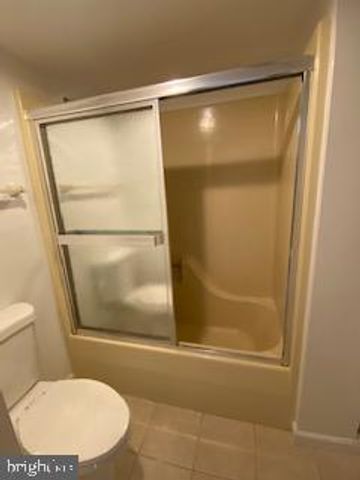 827 S BOND ST, Baltimore, MD 21231