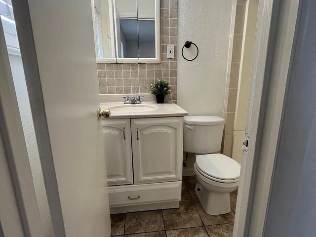 8936 Angleton Place, Dallas, TX 75243