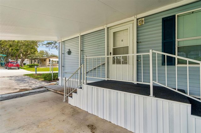 34992 FRASER STREET, Dade City, FL 33523