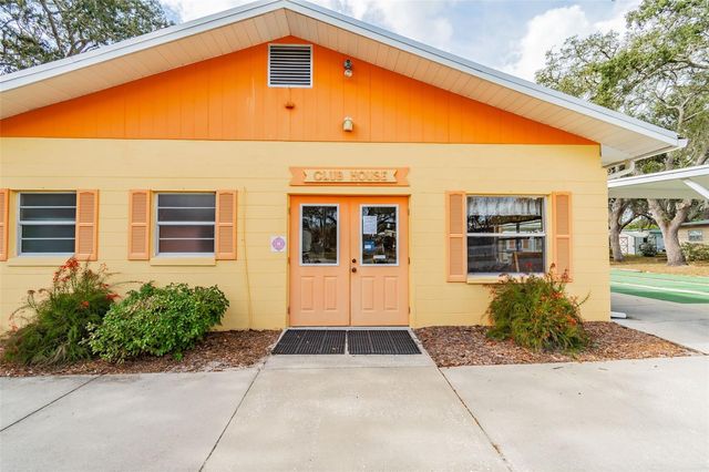 34992 FRASER STREET, Dade City, FL 33523