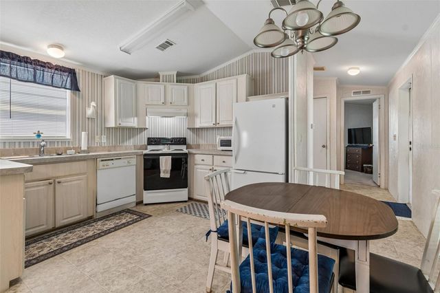34992 FRASER STREET, Dade City, FL 33523