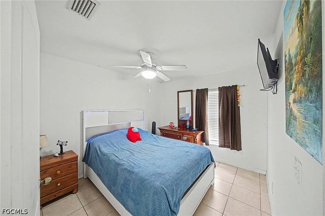 2900 42nd ST W, Lehigh Acres, FL 33971