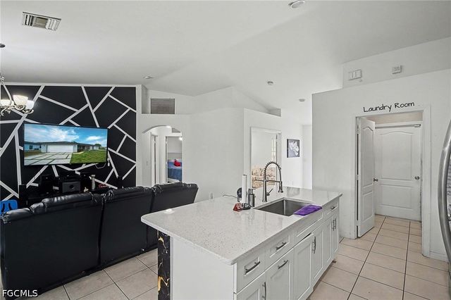 2900 42nd ST W, Lehigh Acres, FL 33971