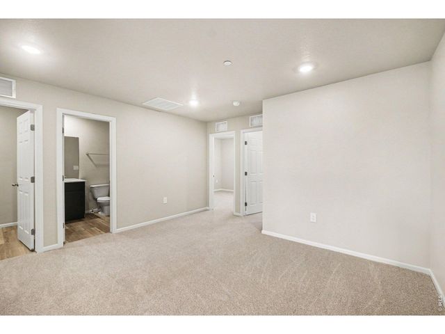 1594 Riverplace Dr 4, Windsor, CO 80550