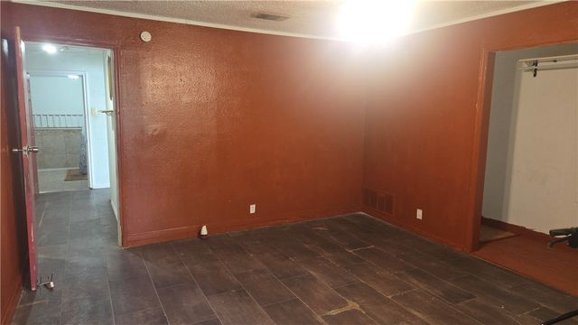 3918 Leigh Dr, Corpus Christi, TX 78408