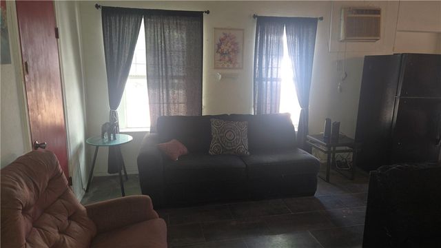 3918 Leigh Dr, Corpus Christi, TX 78408
