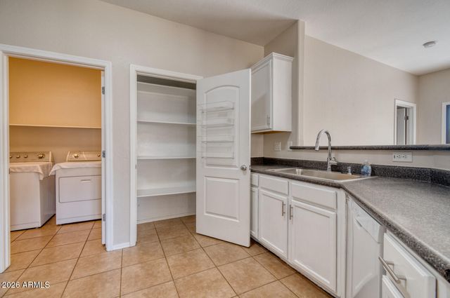 2565 S SIGNAL BUTTE Road 46, Mesa, AZ 85209