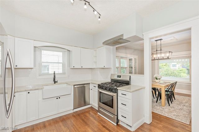 3412 Euclid Heights Boulevard, Cleveland Heights, OH 44118