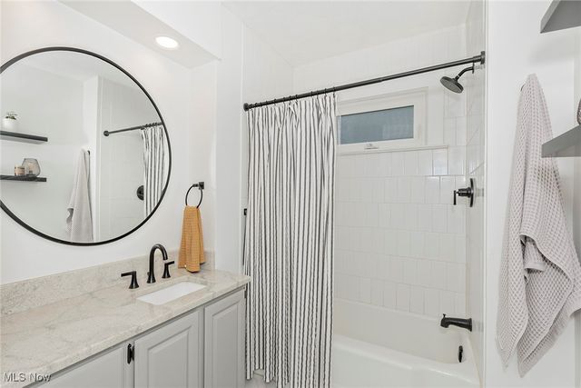 3412 Euclid Heights Boulevard, Cleveland Heights, OH 44118