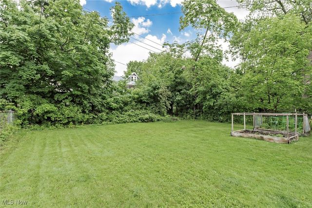 3412 Euclid Heights Boulevard, Cleveland Heights, OH 44118