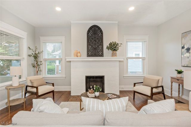 3412 Euclid Heights Boulevard, Cleveland Heights, OH 44118