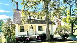 3412 Euclid Heights Boulevard, Cleveland Heights, OH 44118