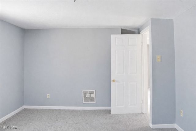 2458 Vestal Road, Youngstown, OH 44509