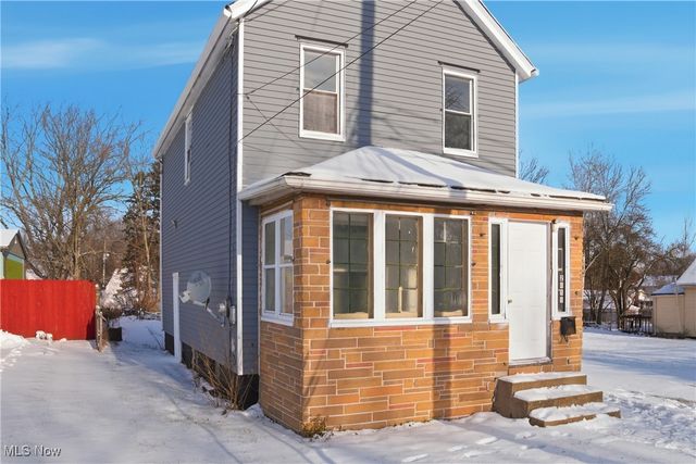 2458 Vestal Road, Youngstown, OH 44509