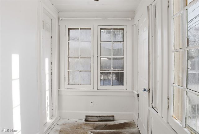 2458 Vestal Road, Youngstown, OH 44509