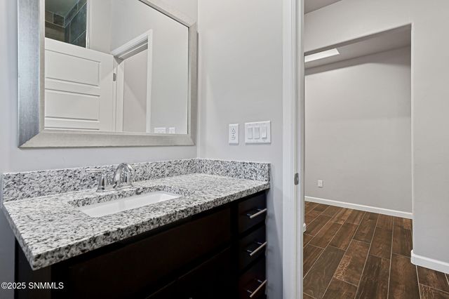 6061 Cinnamon Park Street, Sunland Park, NM 88063