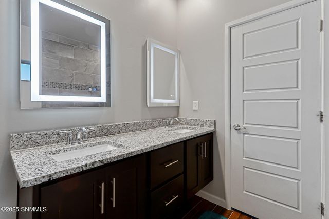 6061 Cinnamon Park Street, Sunland Park, NM 88063
