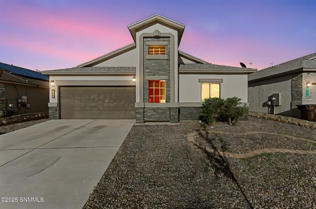 6061 Cinnamon Park Street, Sunland Park, NM 88063