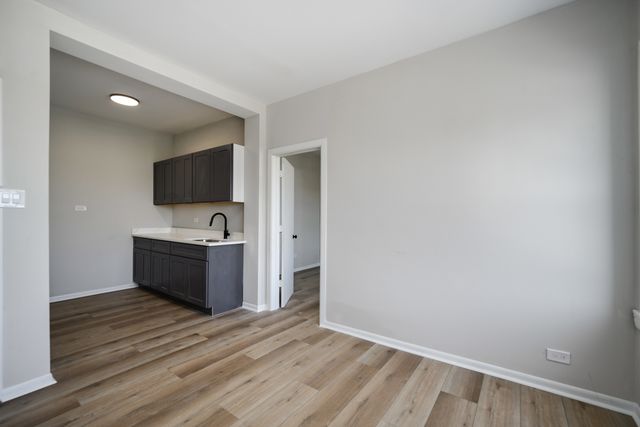 1206 W 83rd Street 203, Chicago, IL 60620