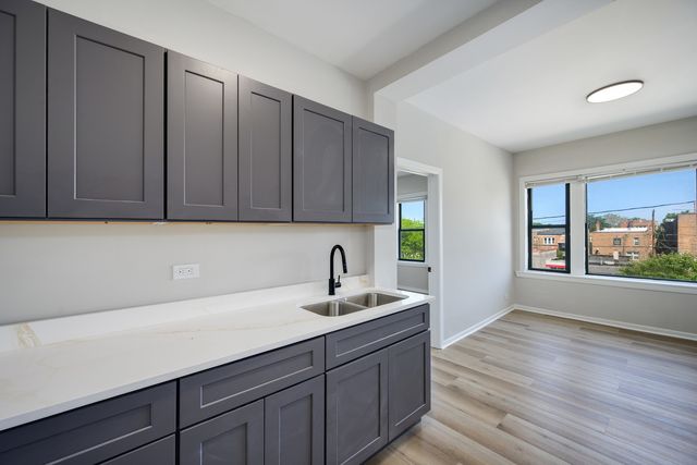 1206 W 83rd Street 203, Chicago, IL 60620
