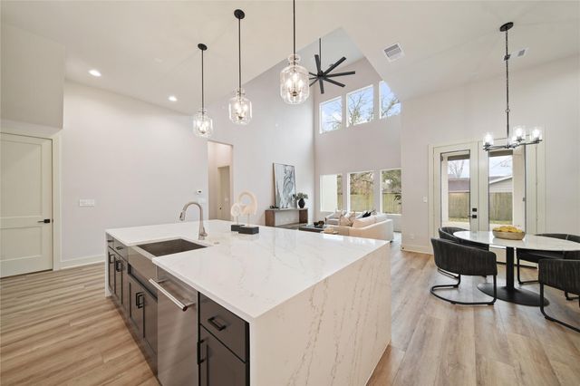 7407 Janak Drive, Houston, TX 77055