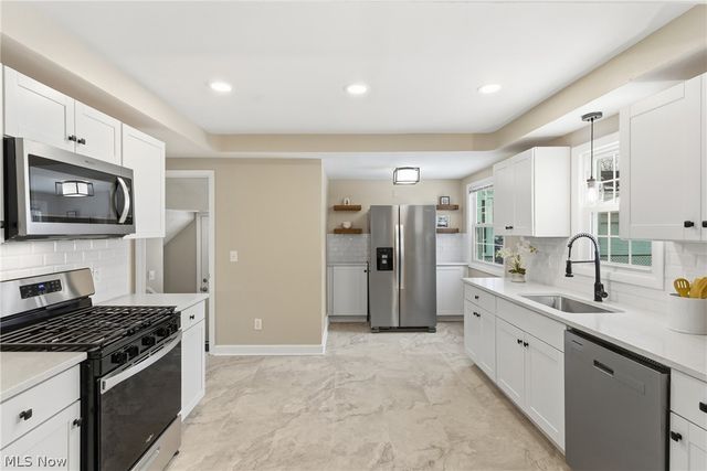 3722 Ingleside Road, Shaker Heights, OH 44122