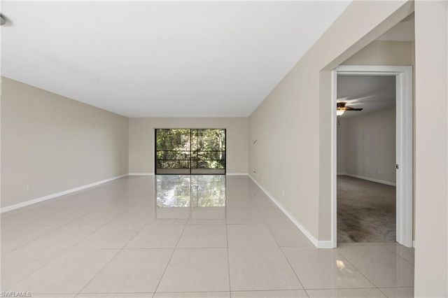 116 Pinebrook DR, Fort Myers, FL 33907