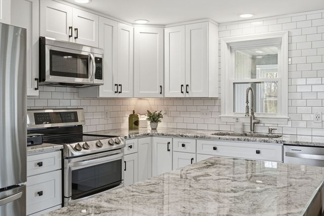 118 Parker Street, East Longmeadow, MA 01028