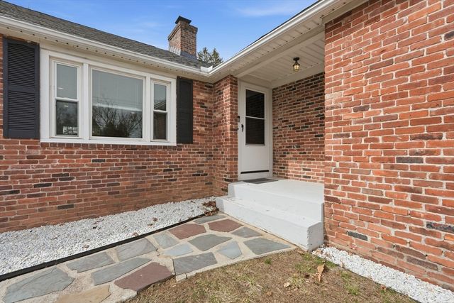 118 Parker Street, East Longmeadow, MA 01028