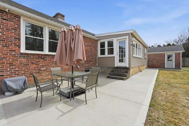 118 Parker Street, East Longmeadow, MA 01028