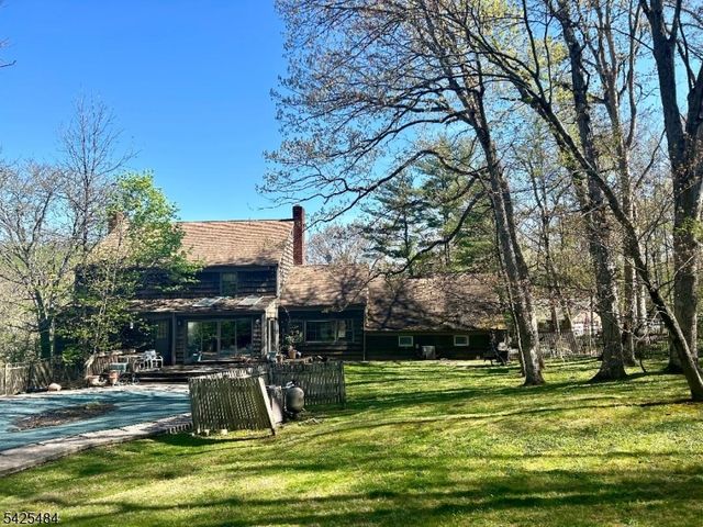 60 Meadowlark Drive, Watchung Boro, NJ 07069