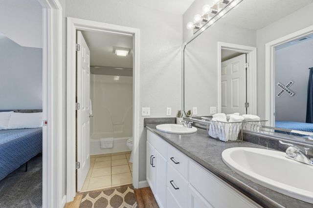 590 Abby Lane 6, Branson, MO 65616