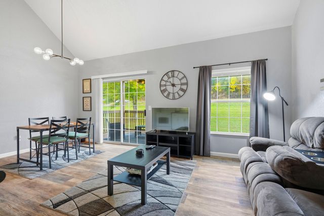 590 Abby Lane 6, Branson, MO 65616