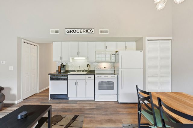 590 Abby Lane 6, Branson, MO 65616